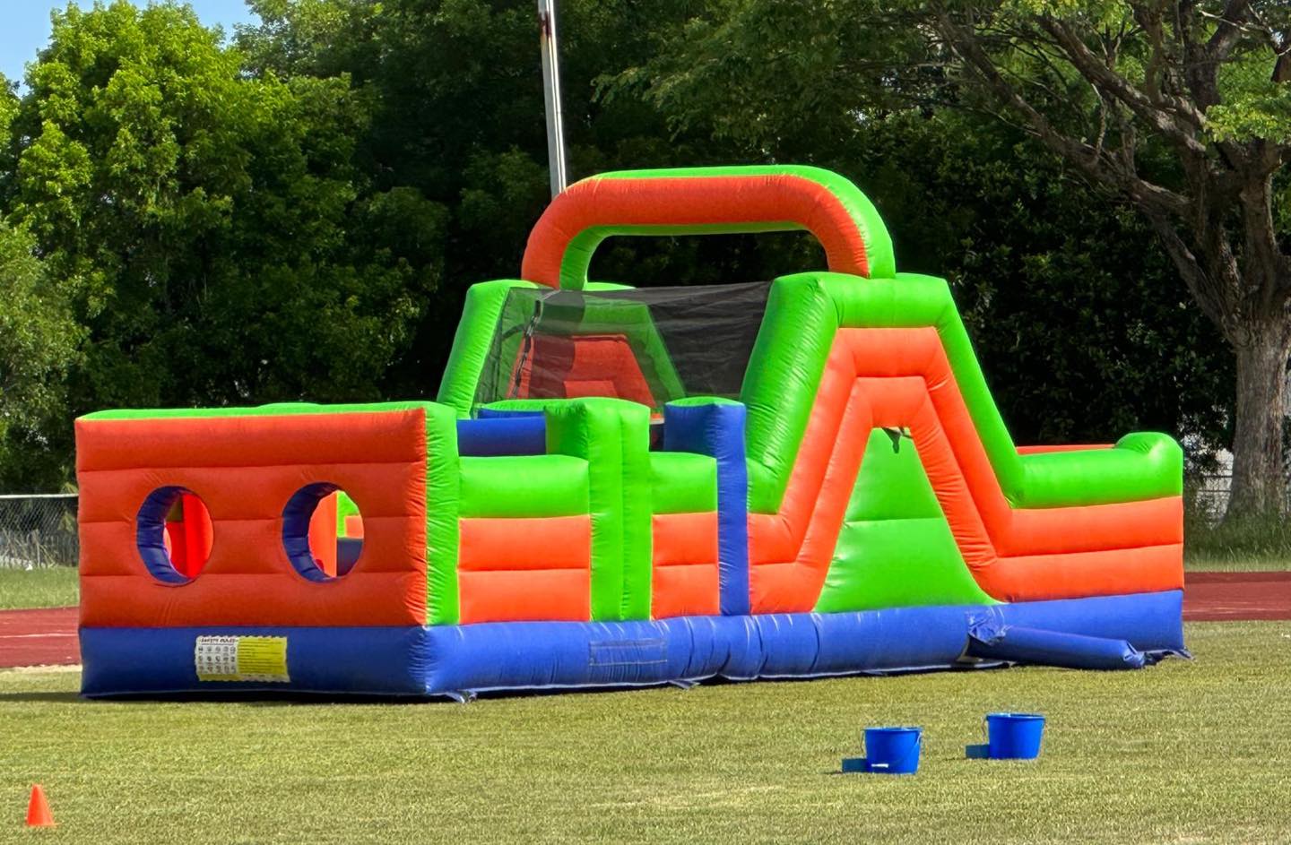 Carrera de obstáculos de 32'